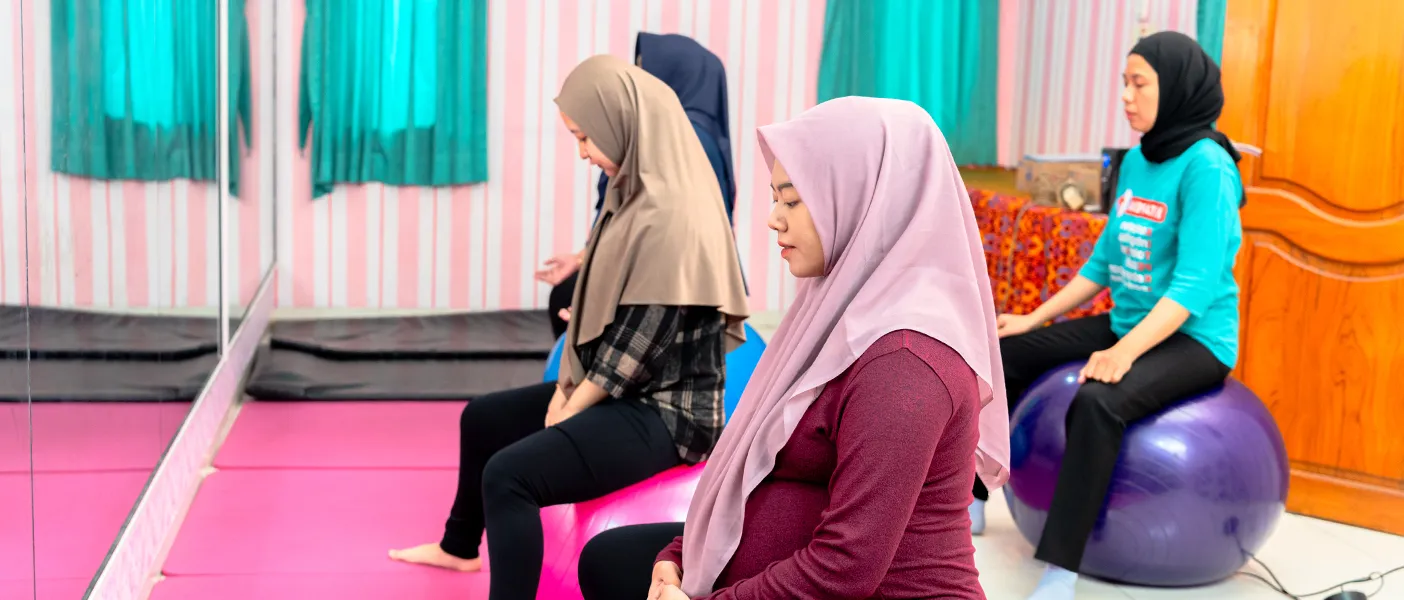 Senam Hamil bersama Instruktur Profesional